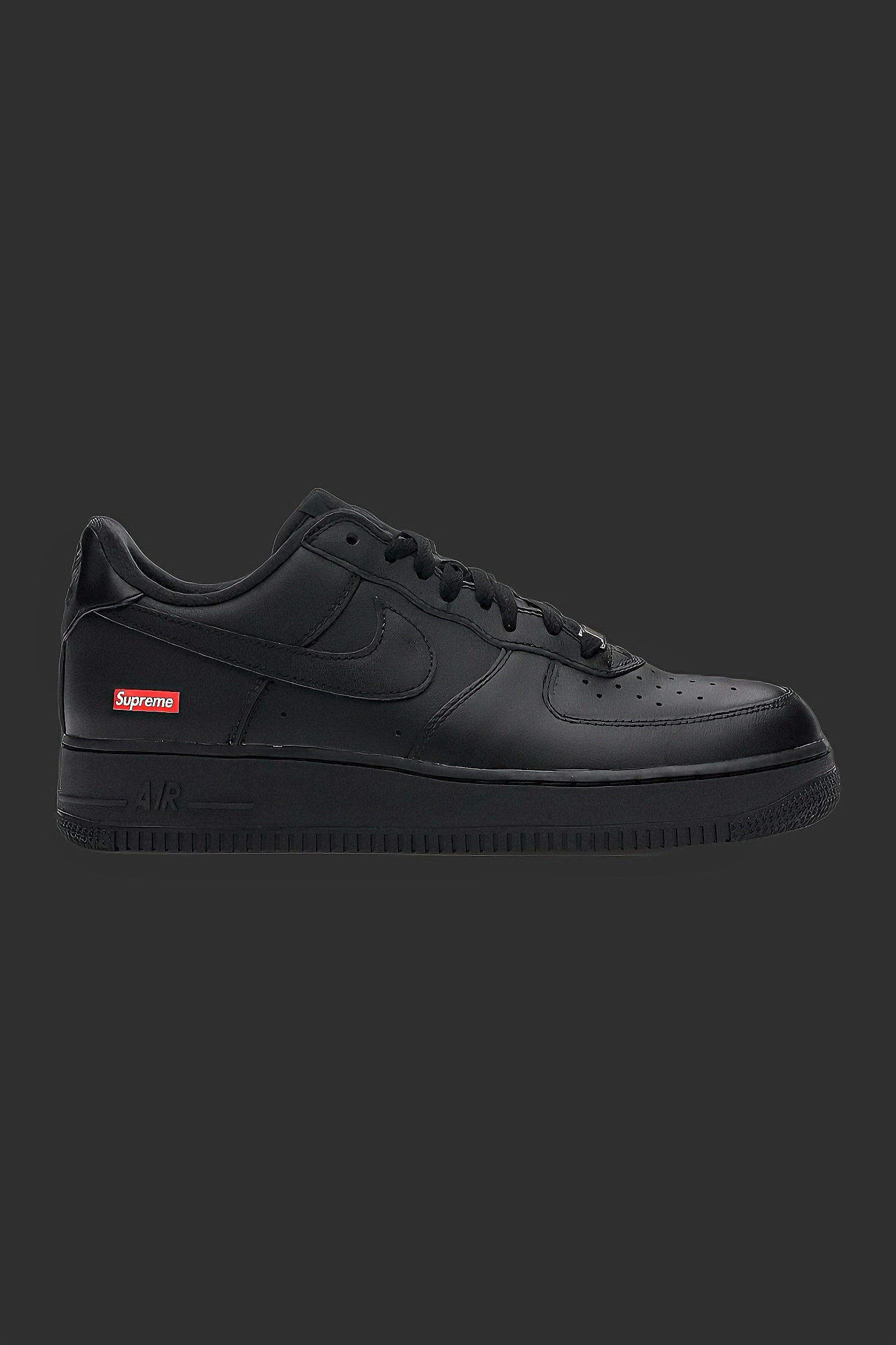 BLACK+RED ACCENT SNEAKER